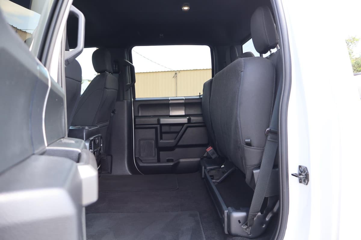 2020 Ford F-150 - Image 28