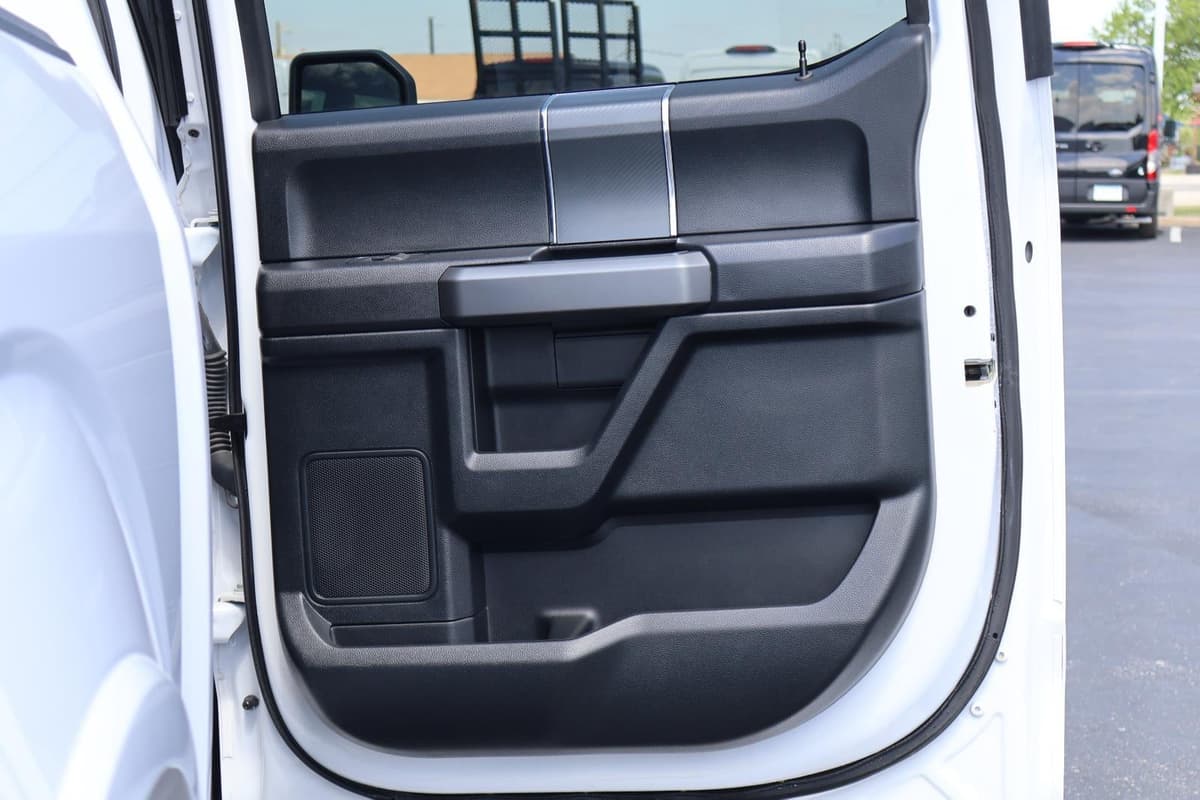 2020 Ford F-150 - Image 30