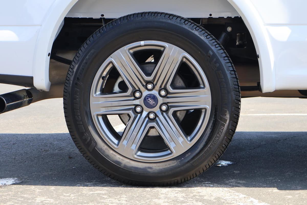 2020 Ford F-150 - Image 8