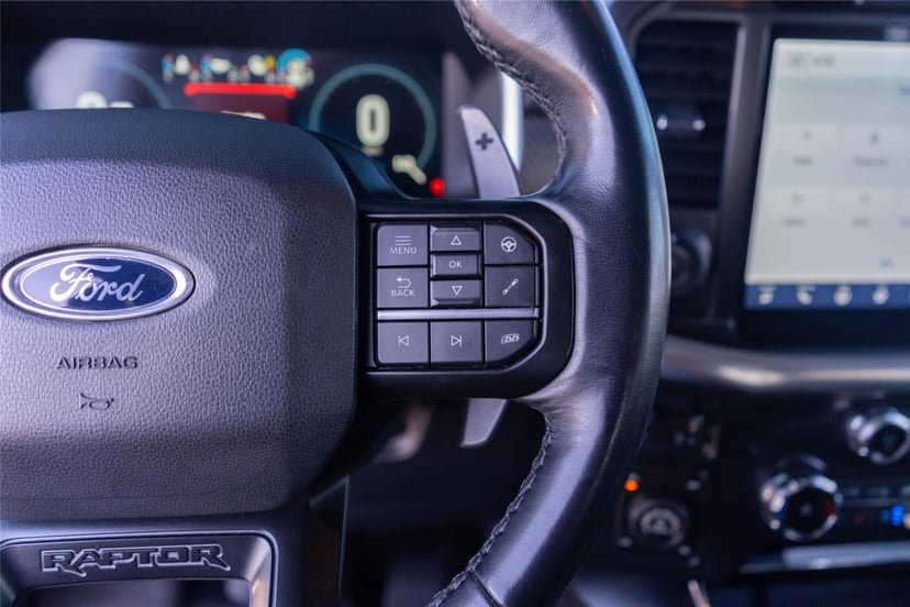 2022 Ford F-150 - Image 12