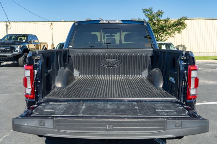 2022 Ford F-150 - Image 25