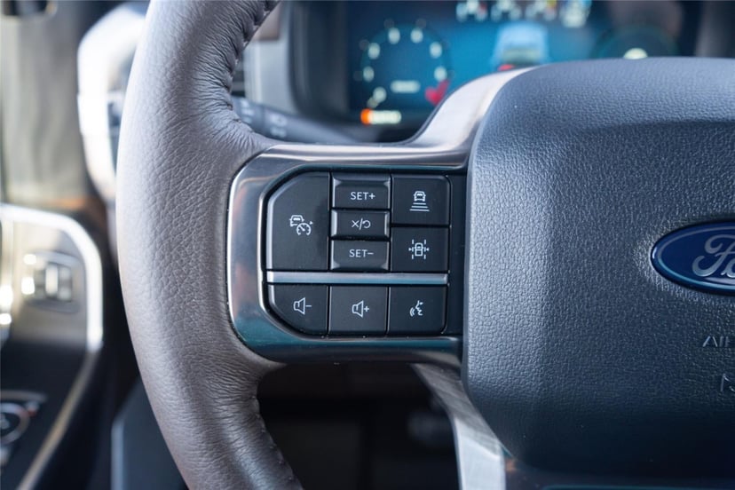 2025 Ford F-150 - Image 13