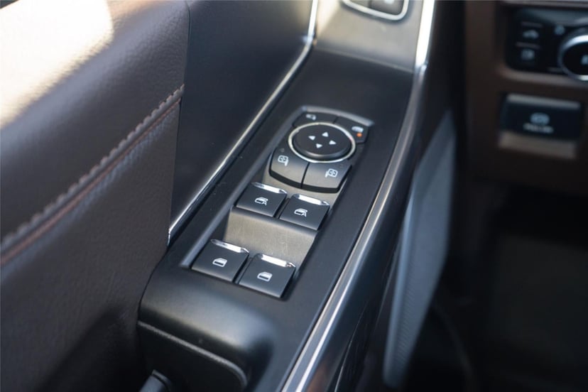2025 Ford F-150 - Image 21