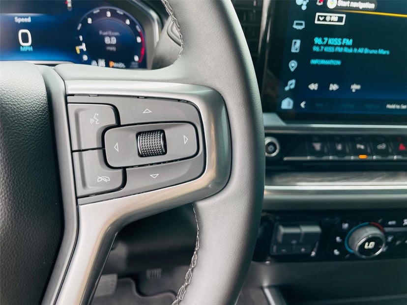 2025 Chevrolet Silverado 2500HD - Image 12