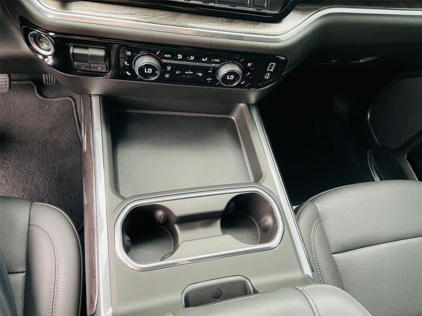 2025 Chevrolet Silverado 2500HD - Image 17