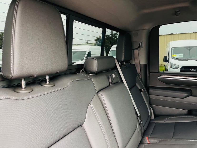 2025 Chevrolet Silverado 2500HD - Image 23