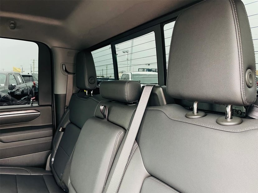 2025 Chevrolet Silverado 2500HD - Image 26