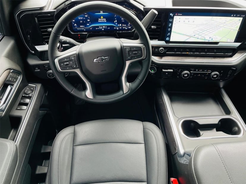 2025 Chevrolet Silverado 2500HD - Image 29