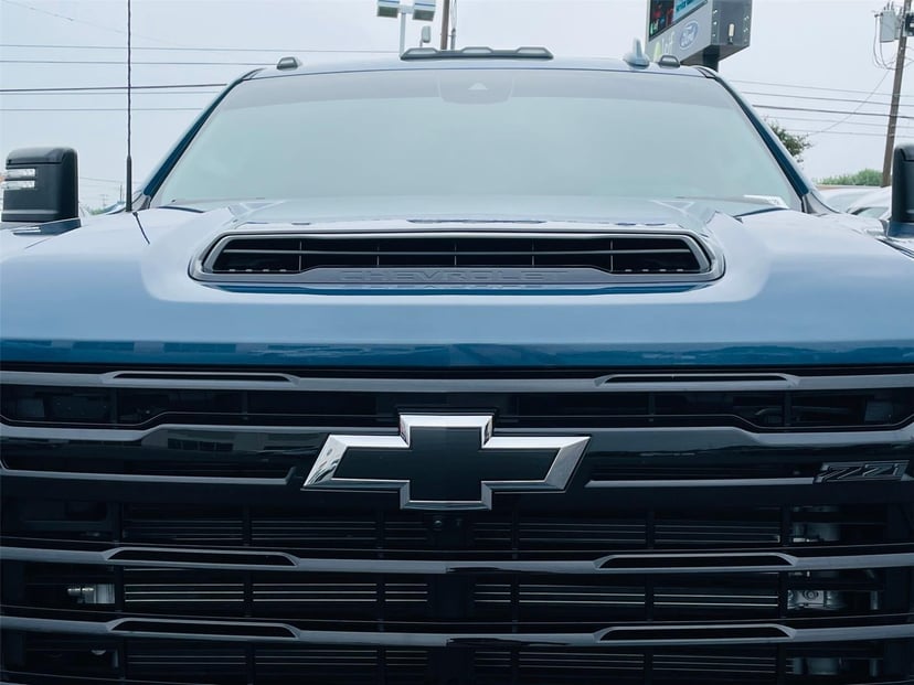 2025 Chevrolet Silverado 2500HD - Image 7