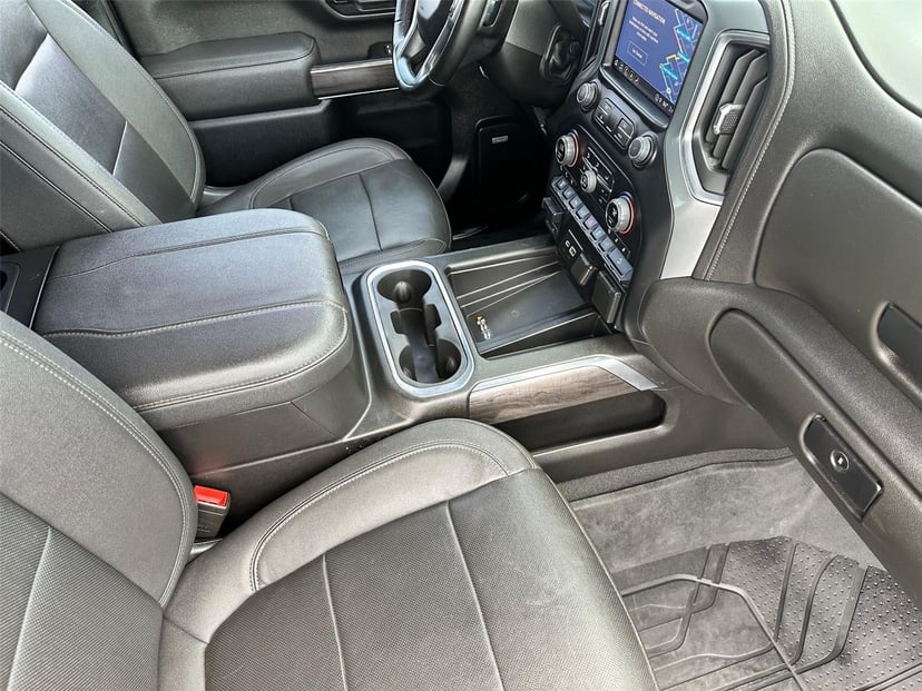 2023 Chevrolet Silverado 3500HD - Image 19
