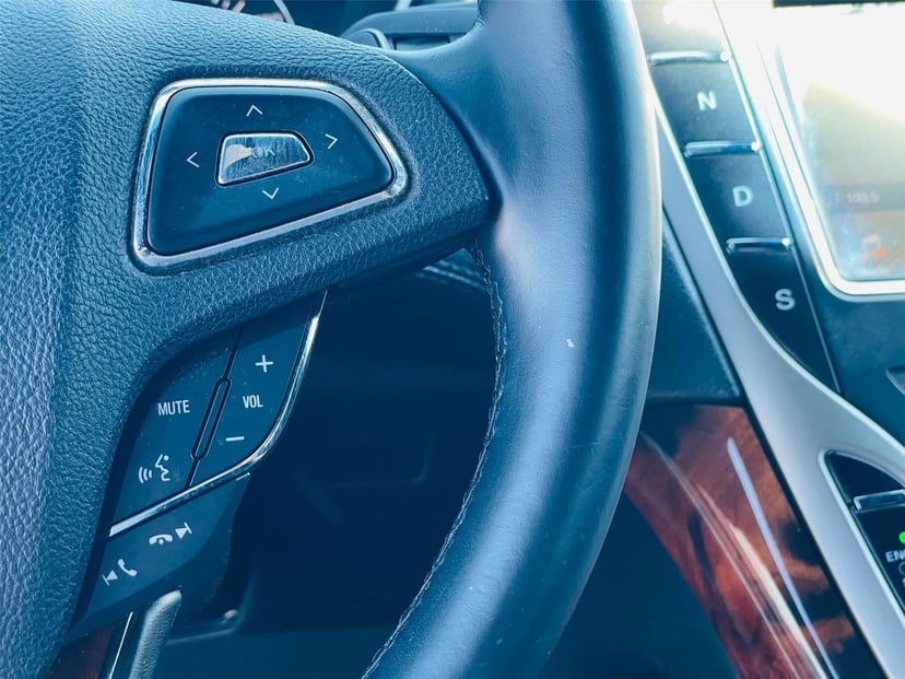 2016 Lincoln MKX - Image 12