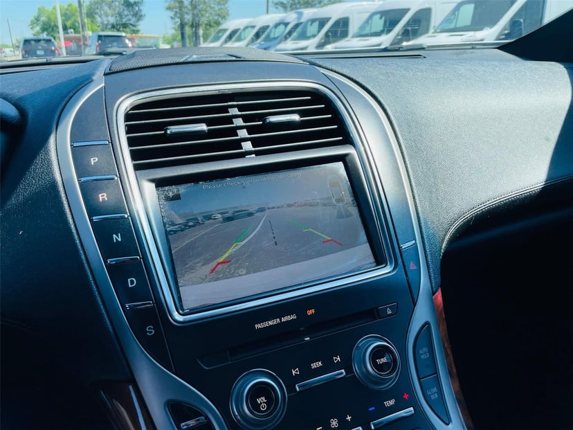 2016 Lincoln MKX - Image 16