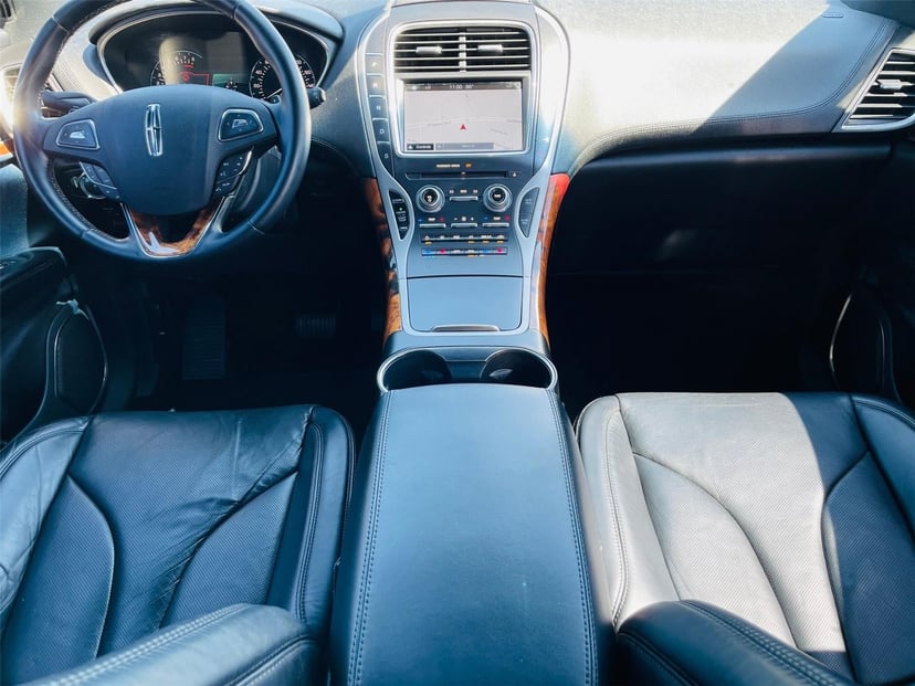 2016 Lincoln MKX - Image 24