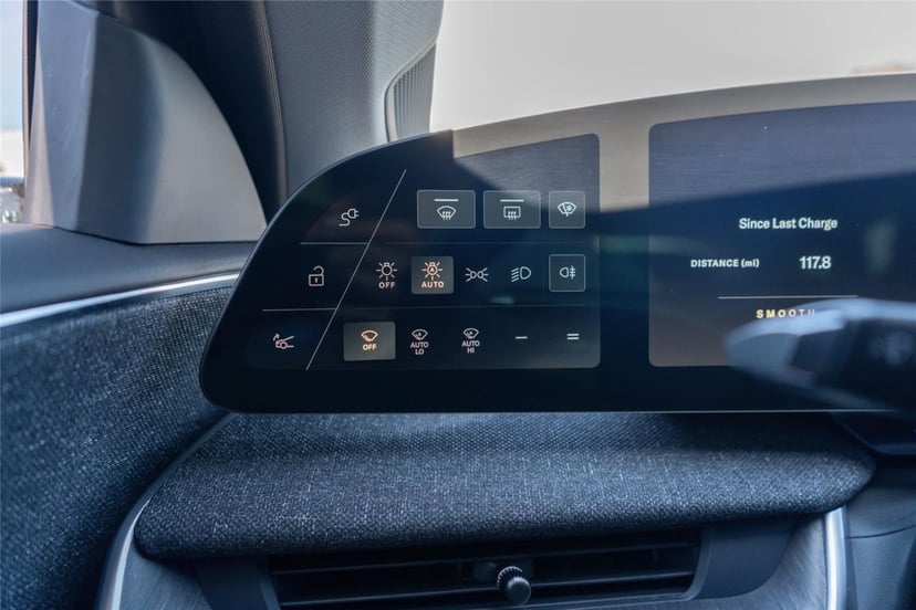 2025 Lucid Air - Image 19