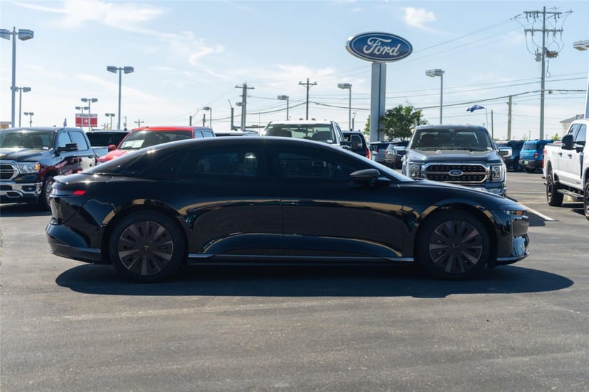 2025 Lucid Air - Image 4