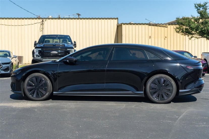 2025 Lucid Air - Image 7
