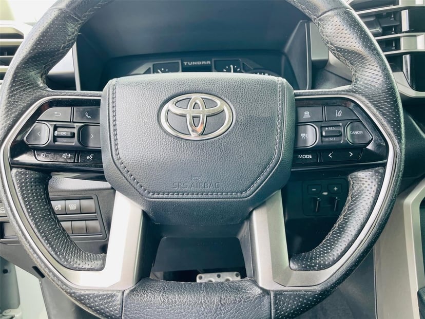 2022 Toyota Tundra - Image 11