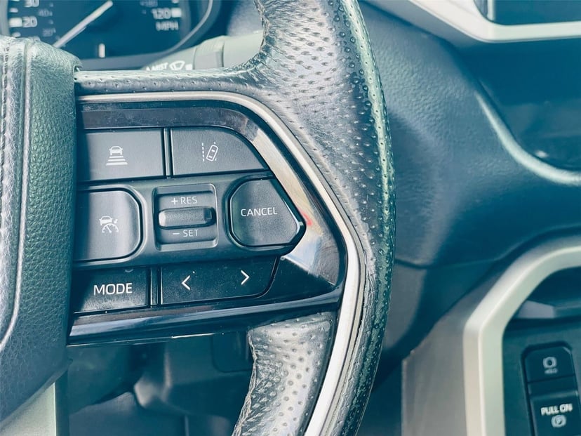 2022 Toyota Tundra - Image 12