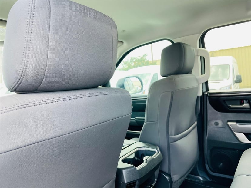 2022 Toyota Tundra - Image 25