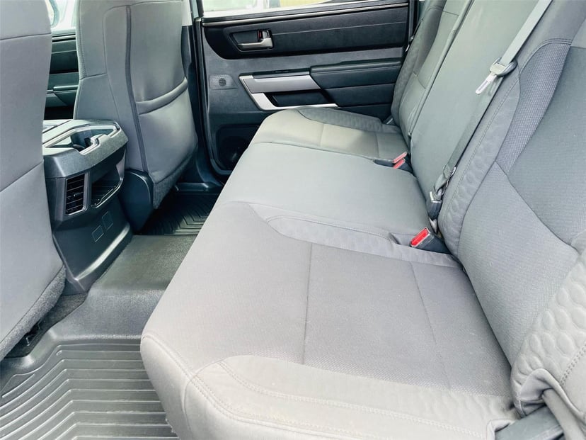 2022 Toyota Tundra - Image 27