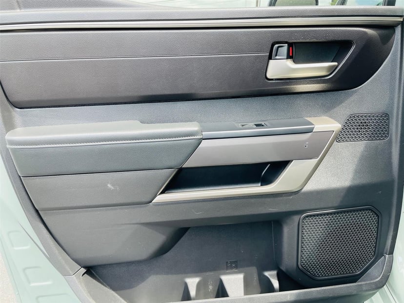 2022 Toyota Tundra - Image 28