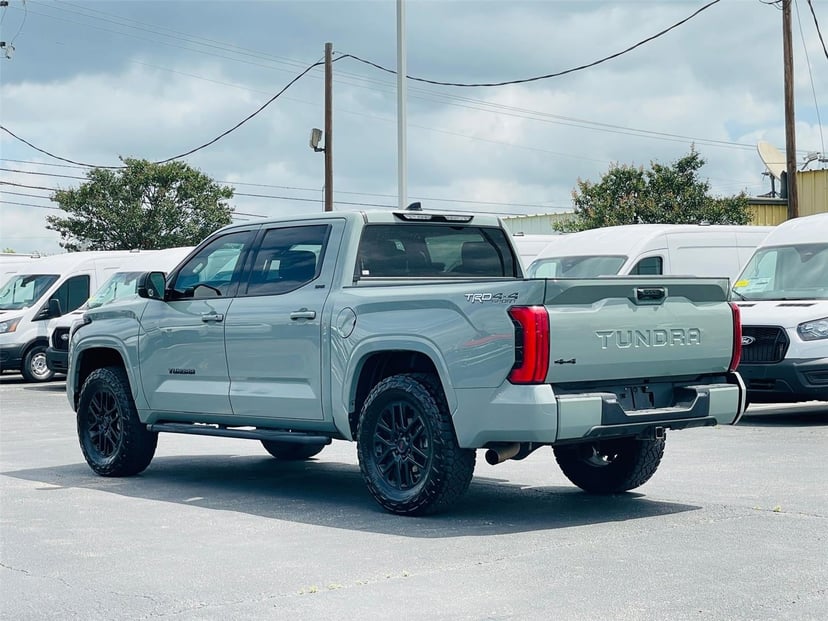 2022 Toyota Tundra - Image 5