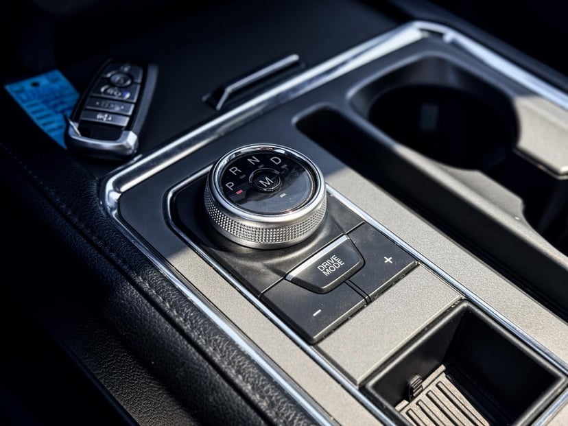 2020 Ford Expedition - Image 23
