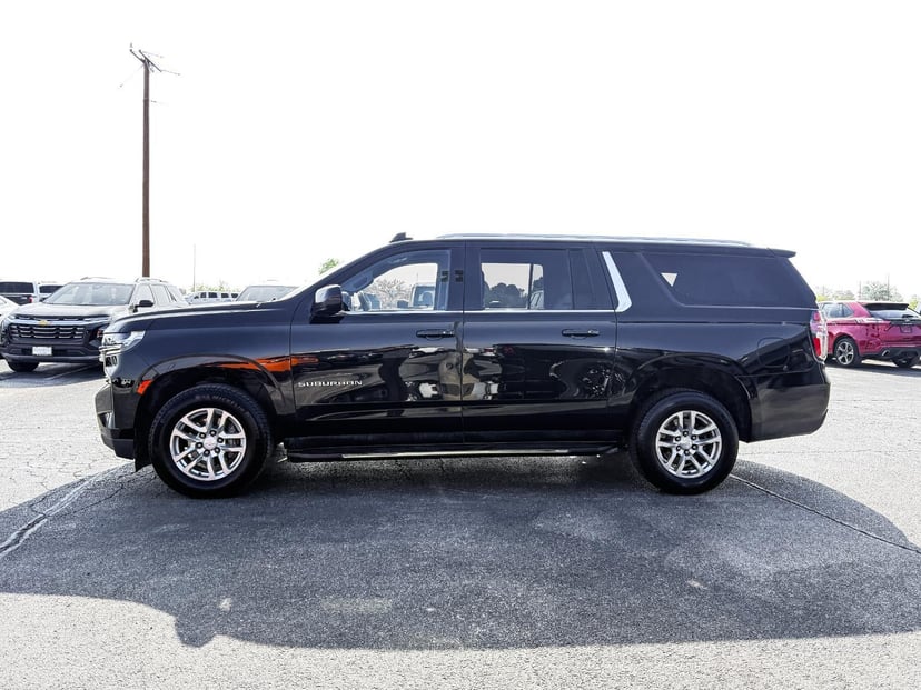 2022 Chevrolet Suburban - Image 8