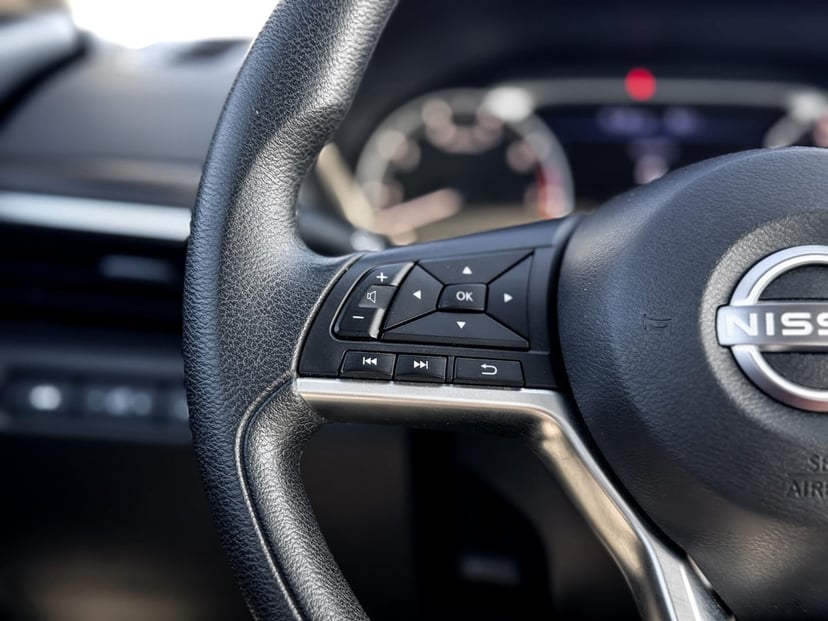 2024 Nissan Altima - Image 12