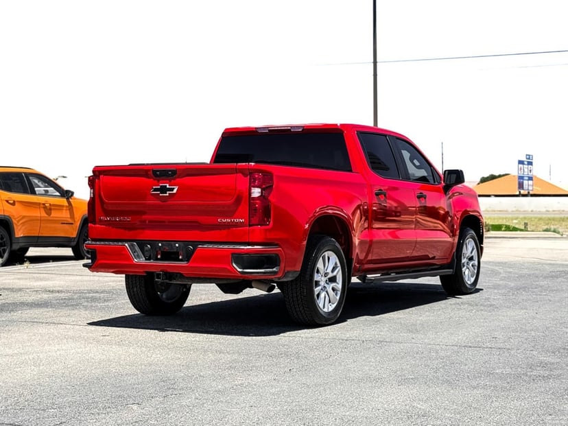 2025 Chevrolet Silverado 1500 - Image 5