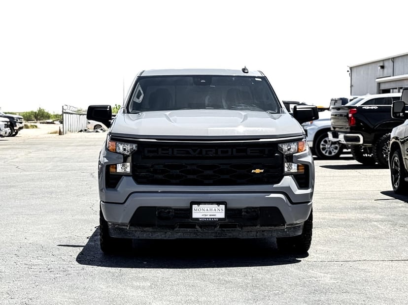 2024 Chevrolet Silverado 1500 - Image 2