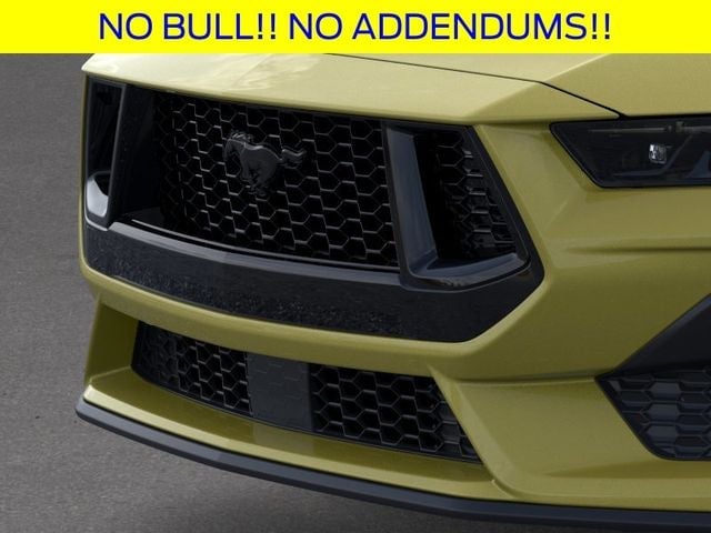 2025 Ford Mustang - Image 18