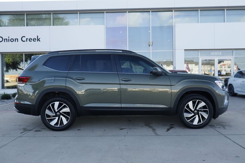2026 Volkswagen Atlas - Image 3