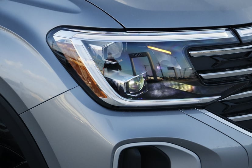 2026 Volkswagen Atlas - Image 2