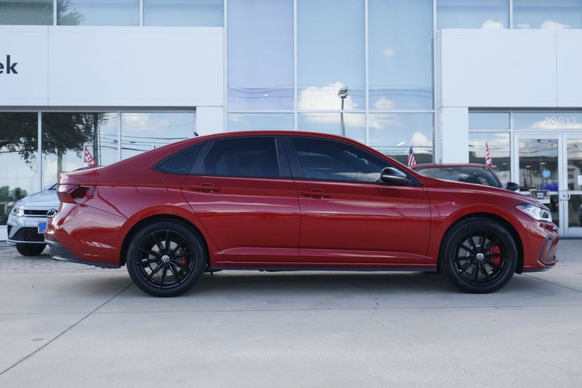 2026 Volkswagen Jetta GLI - Image 2