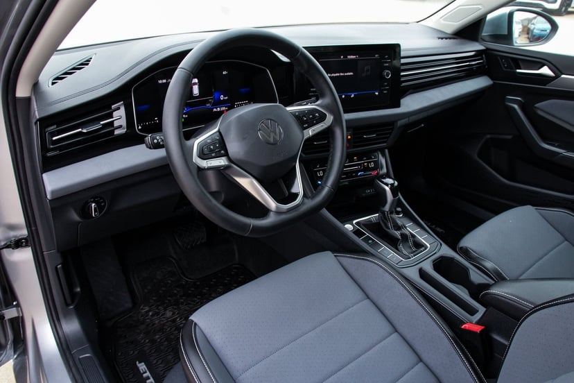 2026 Volkswagen Jetta - Image 9